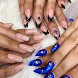 Scintillating Beauty Lounge - Kim Nailed Me - full acrylic sets
