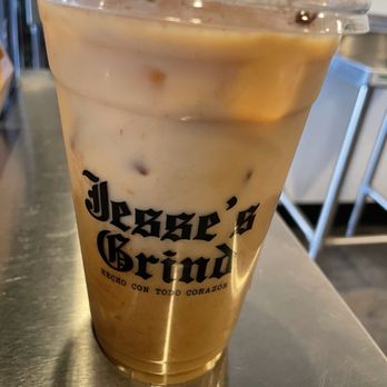Jesse's Grind Coffee Bar - Pumpkin spice latte - Coffee & Tea Near Me - Winnetka, California