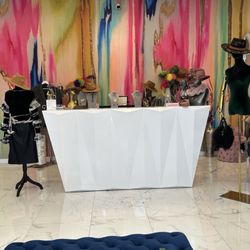 Arlicia’s Posh Fashions & Spa