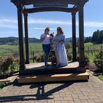 Sweet Cheeks Winery - Wineries Near Me - Eugene, Oregon Sweet Cheeks Winery - Wineries Near Me - Eugene, Oregon