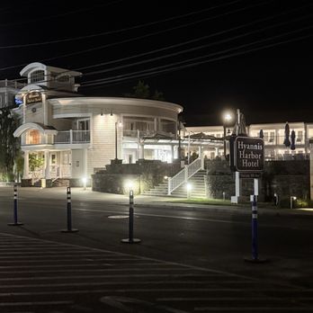 Hyannis Harbor Hotel - Hotels Near Me - Hyannis, Massachusetts