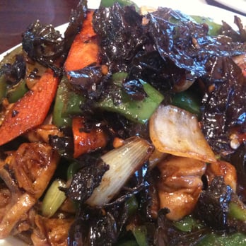 Kwan Luck Restaurant - Intestine & Tea Leaf Stir-Fry - Chinese Near Me - Vancouver, British Columbia Kwan Luck Restaurant - Intestine & Tea Leaf Stir-Fry - Chinese Near Me - Vancouver, British Columbia