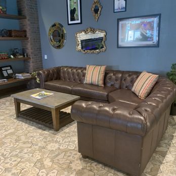 Datz - St. Pete - Area for relaxing/waiting - Breakfast & Brunch Near Me - Saint Petersburg, Florida Datz - St. Pete - Area for relaxing/waiting - Breakfast & Brunch Near Me - Saint Petersburg, Florida