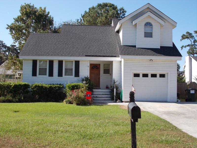 Slide of Roof Hunters