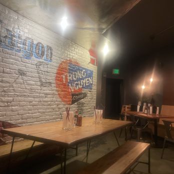 CÔBA - Ambience - Vietnamese Near Me - Seattle, Washington
