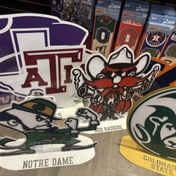 Simply Christmas - College sports