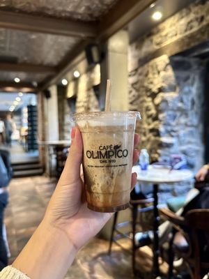 Café Olimpico - Vieux-Montréal by null