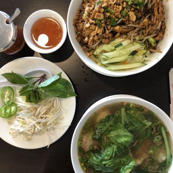 Bravo Pho - Lemongrass Vermicelli and Mi Hoanh Thanh Xa Xiu (#23) - Both were incredible! - Vietnamese Near Me - Levittown, Pennsylvania Bravo Pho - Lemongrass Vermicelli and Mi Hoanh Thanh Xa Xiu (#23) - Both were incredible! - Vietnamese Near Me - Levittown, Pennsylvania