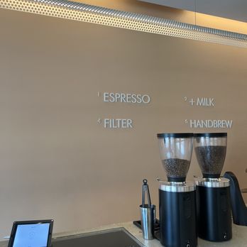 Dayglow - Barista Bar - Coffee & Tea Near Me - Chicago, Illinois Dayglow - Barista Bar - Coffee & Tea Near Me - Chicago, Illinois