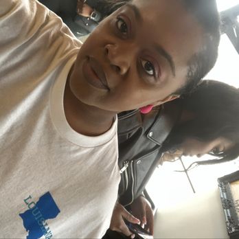 Taste Kitchen Bar - Brunch with friends - Breakfast & Brunch Near Me - Houston, Texas