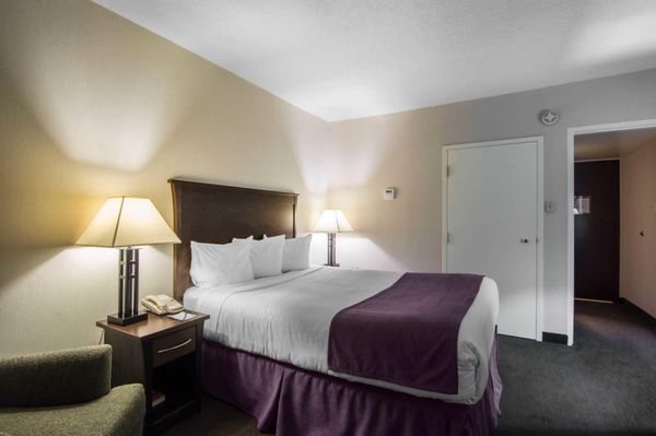 Quality Inn & Suites Yellowknife by null