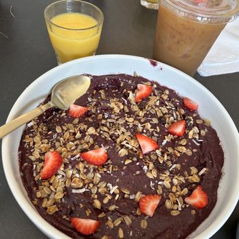 The Almeta - Smoothie bowl - Coffee & Tea Near Me - Cape Charles, Virginia The Almeta - Smoothie bowl - Coffee & Tea Near Me - Cape Charles, Virginia