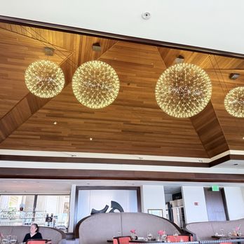 Alan Wongs Kahala - Interior - Hawaiian Near Me - Honolulu, Hawaii