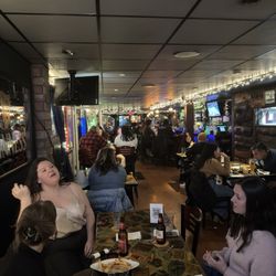 Blackbird's Bar & Restaurant - Dining area