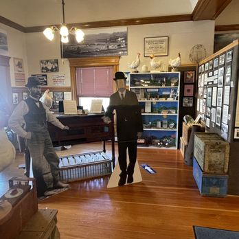 Petaluma Historical Museum - Museums Near Me - Petaluma, California