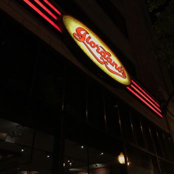 Giordano's - Pizza Near Me - Chicago, Illinois