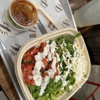 Bandit Taco - Chicken Tinga Bowl - Mexican Near Me - Leesburg, Virginia Bandit Taco - Chicken Tinga Bowl - Mexican Near Me - Leesburg, Virginia