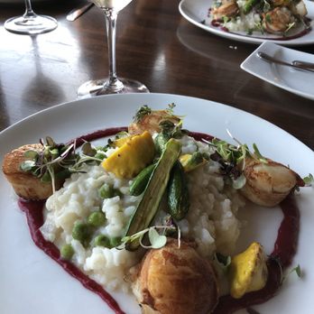 Palisade - Seared scallops - Seafood Near Me - Seattle, Washington Palisade - Seared scallops - Seafood Near Me - Seattle, Washington