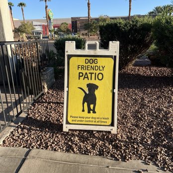 Egg & I - Dog friendly patio - Breakfast & Brunch Near Me - Las Vegas, Nevada Egg & I - Dog friendly patio - Breakfast & Brunch Near Me - Las Vegas, Nevada