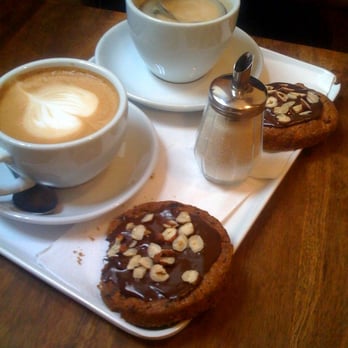 Cuccuma - Coffee & Tea Near Me - Berlin, BE