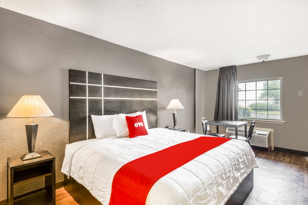 OYO HOTEL JACKSON FAIRGROUNDS I55 68 Photos 390 Greymont Street