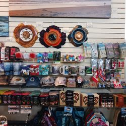 Mid Island Gifts - Local hand made artwork, and local products make great gifts for friends and family.