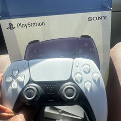 Gamestop - I expected a purple controller but got a white dirty controller