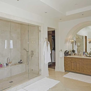 Kavin Construction - a large bathroom with a walk in shower - General Contractors Near Me - Culver City, California Kavin Construction - a large bathroom with a walk in shower - General Contractors Near Me - Culver City, California