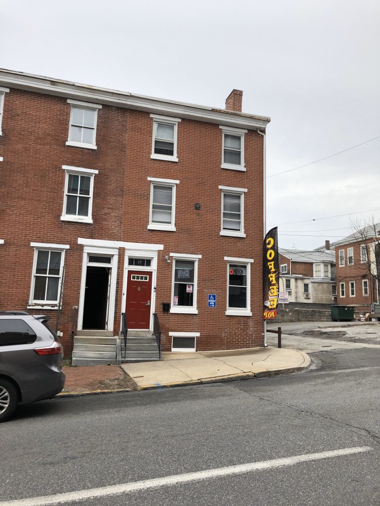 FOUR BEANS COFFEE Updated June 2024 17 Photos 17 W Airy St