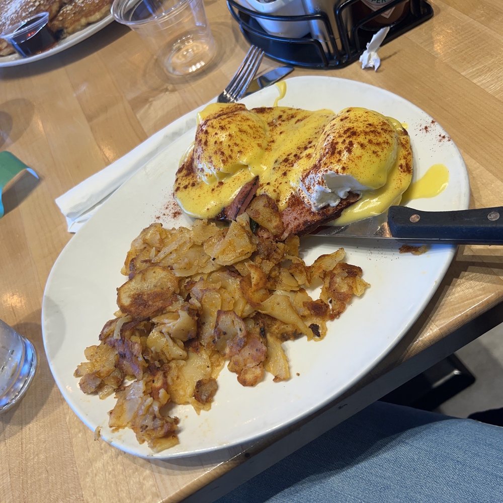 Sunshine Breakfast Bar - Eggs Benedict - Breakfast & Brunch Near Me - Phoenix, Arizona Sunshine Breakfast Bar - Eggs Benedict - Breakfast & Brunch Near Me - Phoenix, Arizona