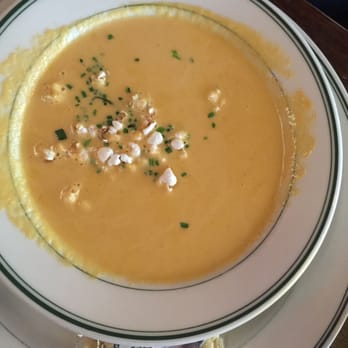 The Old Fashioned - Beer Cheese Soup. Just ok... has popcorn in it??!! - American Near Me - Madison, Wisconsin