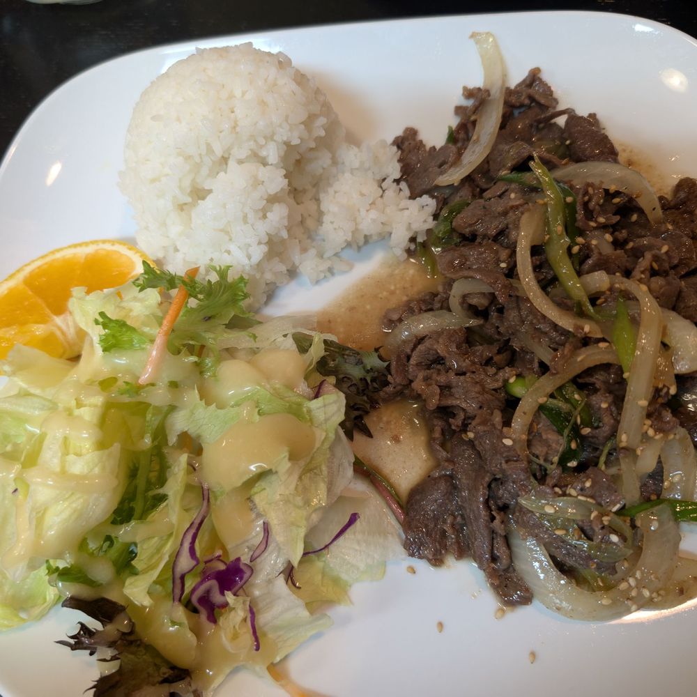 Bulgogi entree Bulgogi entree