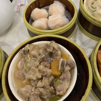 Golden Palace - Shrimp dumplings- Ha gao (top) Pork spare rib (bottom) - Dim Sum Near Me - Brooklyn, New York