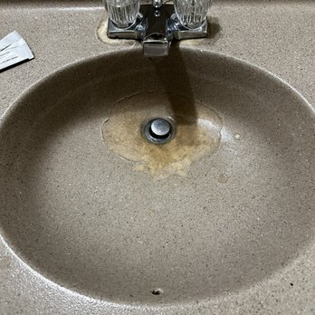 Budget Host Inn - Dripping sink - Hotels Near Me - Emporia, Kansas Budget Host Inn - Dripping sink - Hotels Near Me - Emporia, Kansas