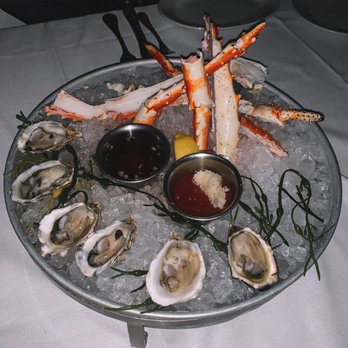 Ocean Prime - Alaskan King Crab Legs (5/5) West Coast Oysters (5/5) - Seafood Near Me - New York, New York Ocean Prime - Alaskan King Crab Legs (5/5) West Coast Oysters (5/5) - Seafood Near Me - New York, New York