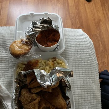 Granny's Kitchen Southern Style Soul Food - Try Granny's Hungry Woman Special. It's fire! - Soul Food Near Me - Los Angeles, California Granny's Kitchen Southern Style Soul Food - Try Granny's Hungry Woman Special. It's fire! - Soul Food Near Me - Los Angeles, California