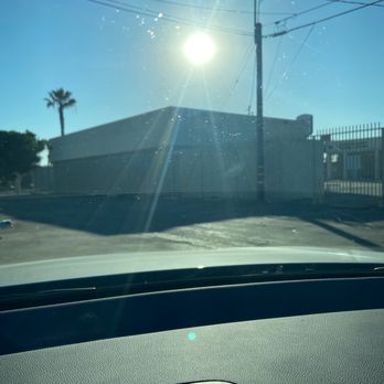 Davey's Car Wash & Detailing - Car Wash Near Me - Compton, California