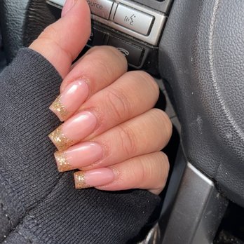 Queenie Nail & Spa - Golddd - Nail Salons Near Me - Seattle, Washington Queenie Nail & Spa - Golddd - Nail Salons Near Me - Seattle, Washington