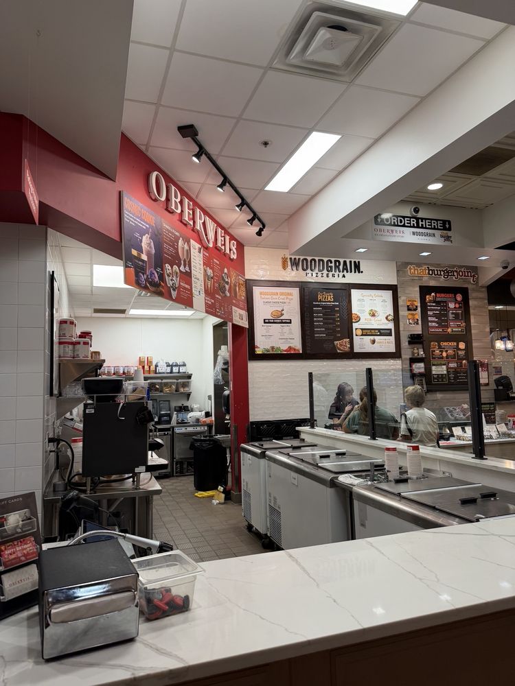 Oberweis Ice Cream and Dairy Store Logo