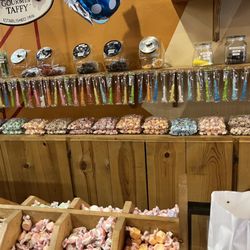 Colonial Candy Corner