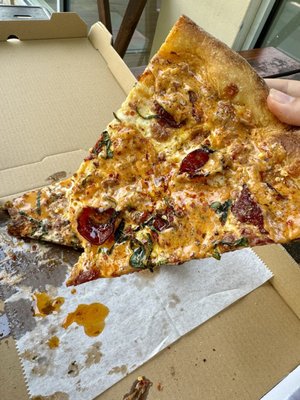 Pizza Loves Sauce by null