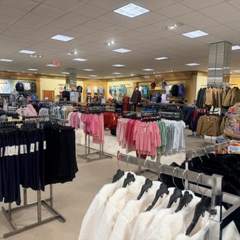 Dillards - Women's Clothing Near Me - Kansas City, Missouri