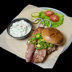 Triple B - Jalapeno Burger
6 oz beef patty topped with pepper jack cheese, billion $ bacon, and jalapenos served on a toasted bun