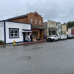 Whidbey by Cycle and Sea - Downtown Coupeville