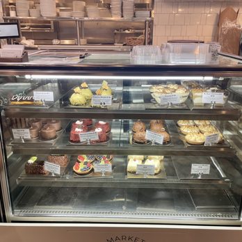 Doro Marketplace - Desserts - Bakeries Near Me - Windsor Locks, Connecticut Doro Marketplace - Desserts - Bakeries Near Me - Windsor Locks, Connecticut