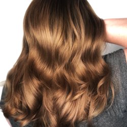Lindsey King at Studiokingshair