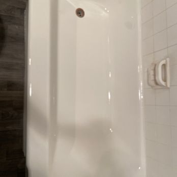 A1 Tub Reglazer - Tub like new !! - Refinishing Services Near Me - Inglewood, California