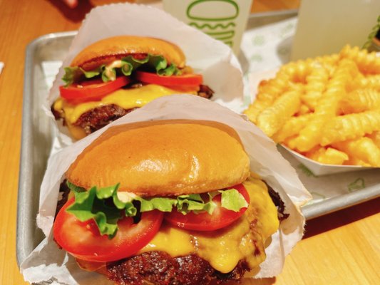 シェイクシャック 二子玉川店 - Updated December 2025 - 16 Photos