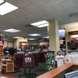 Barnes & Noble - Iona College