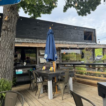 Robinhood Brewing - Patio - Brewpubs Near Me - Iuka, Mississippi Robinhood Brewing - Patio - Brewpubs Near Me - Iuka, Mississippi